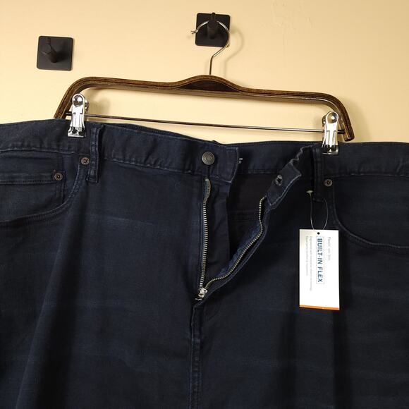 Old Navy Relaxed Slim Taper Built-In Flex Jeans For Men Size 48x34 - Picture 9 of 11